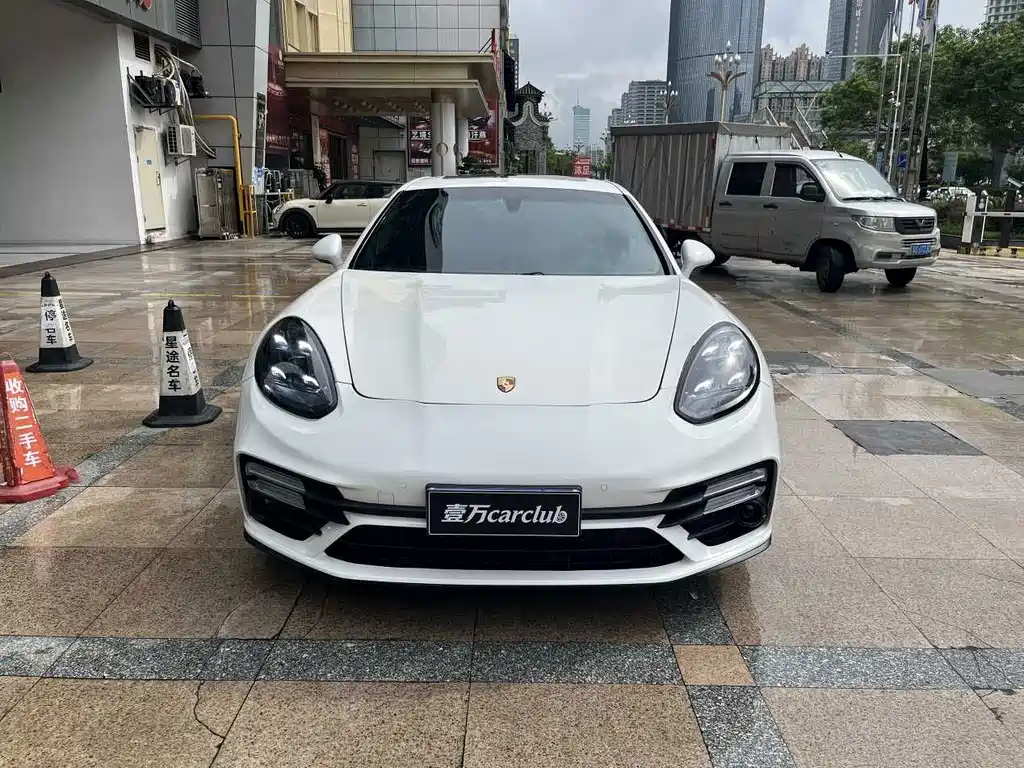 Porsche Panamera — миниатюра 2