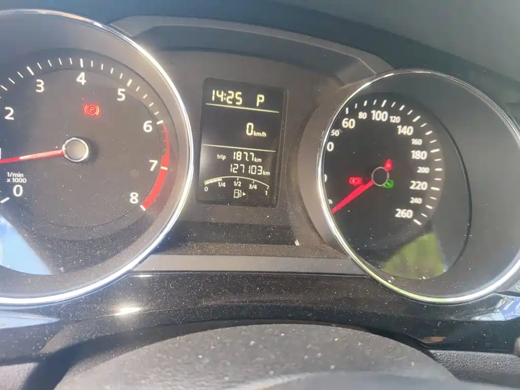 Volkswagen Sagitar — миниатюра 5