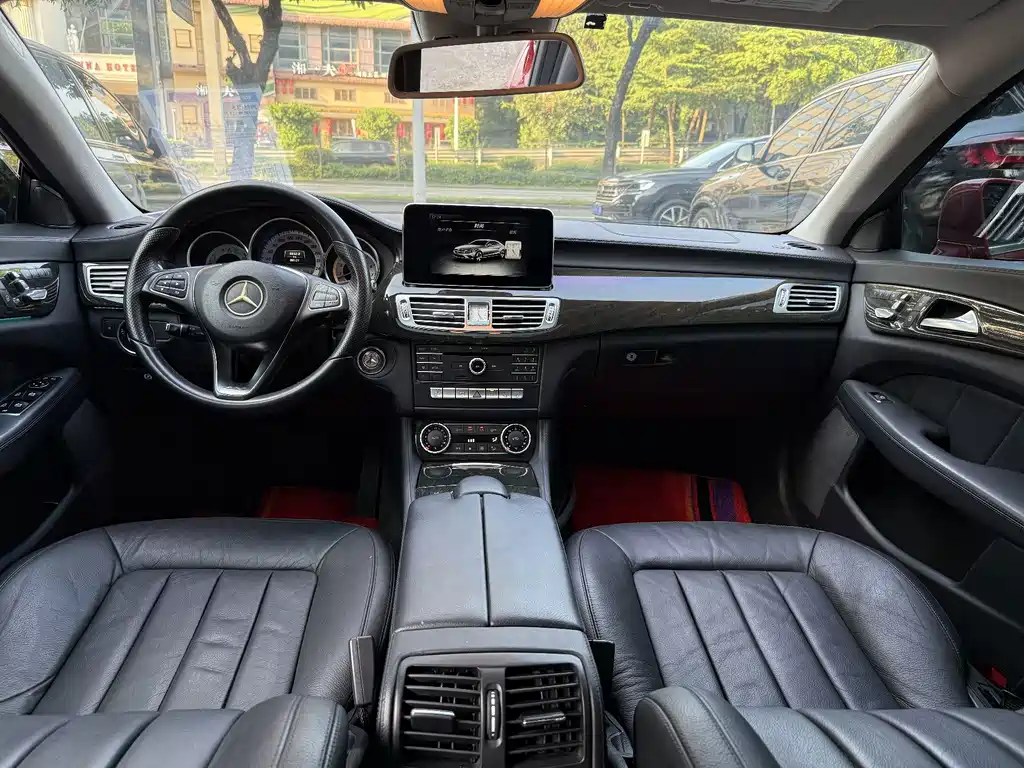 Mercedes-Benz CLS — миниатюра 11