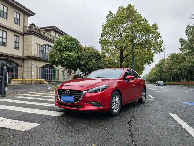 mazda 3-angkesaila