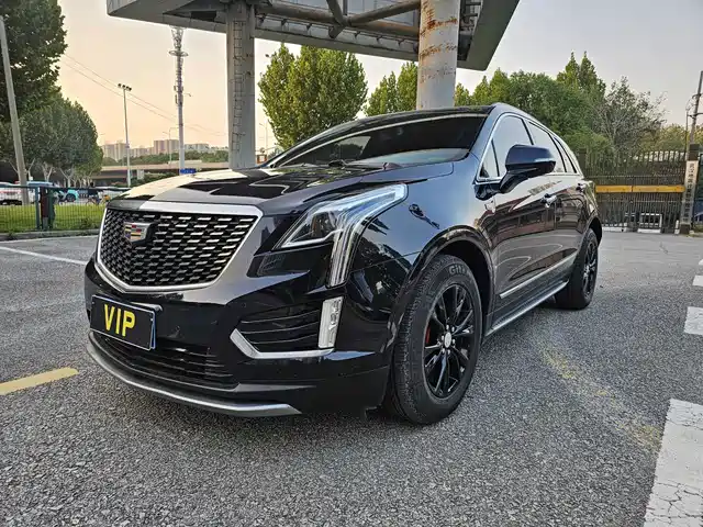 CADILLAC XT5