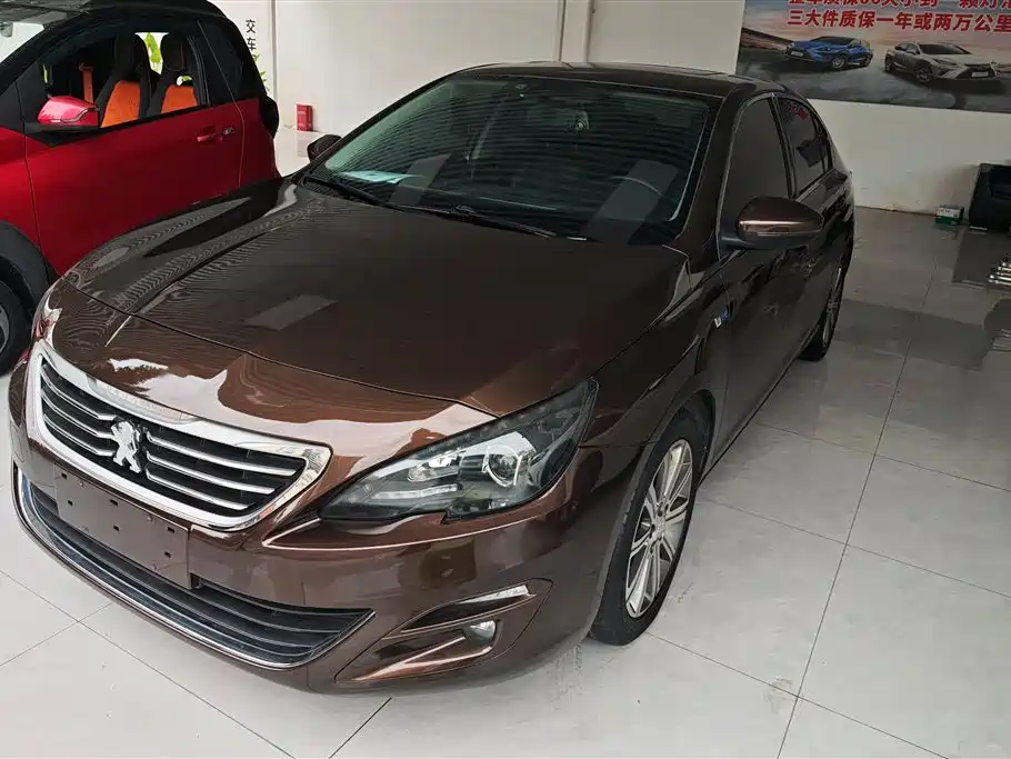 PEUGEOT 408
