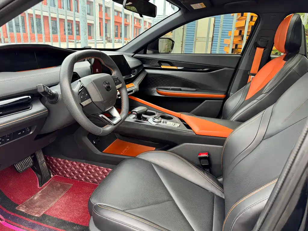 Changan UNI-V 2022 1.5T Luxury