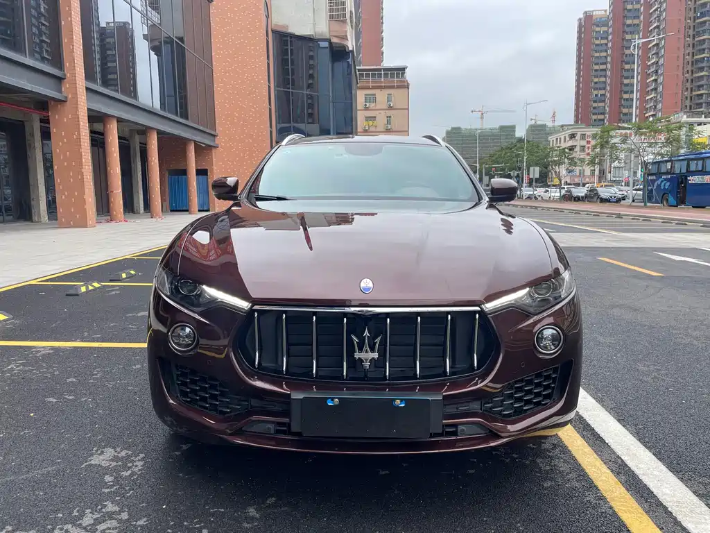 MASERATI LEVANTE