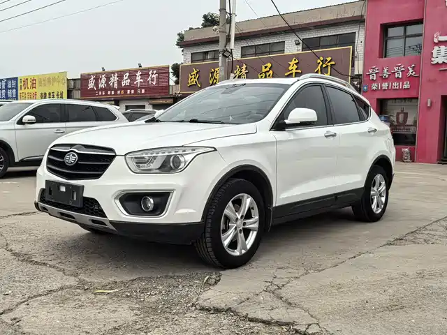 2016 Bestune X80
