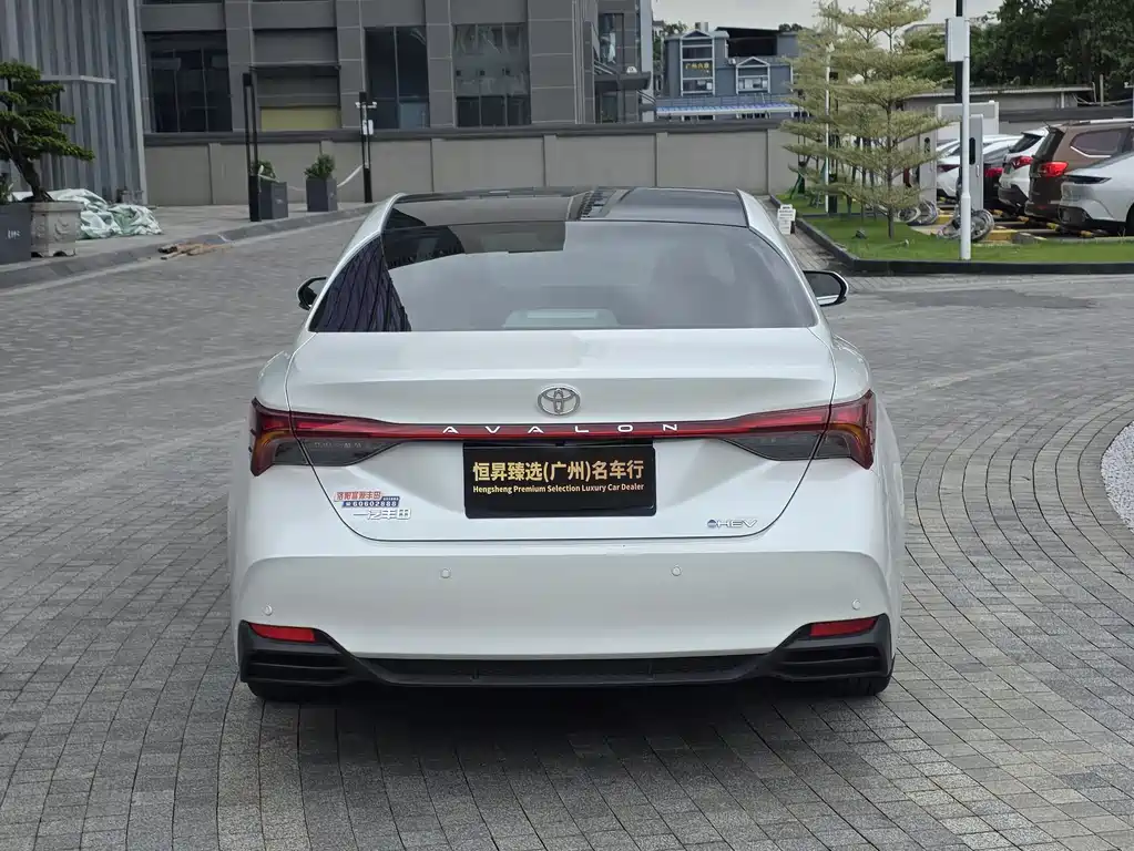 Toyota Avalon 2024 2.0L Luxury