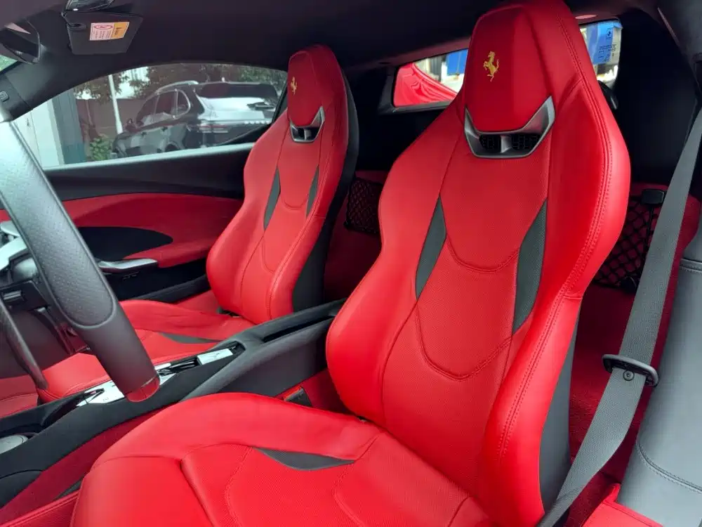 Ferrari 296 2021 3.0T V6 GTB