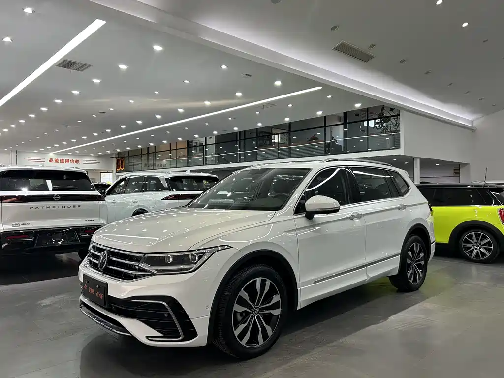 Volkswagen Tiguan L 2025