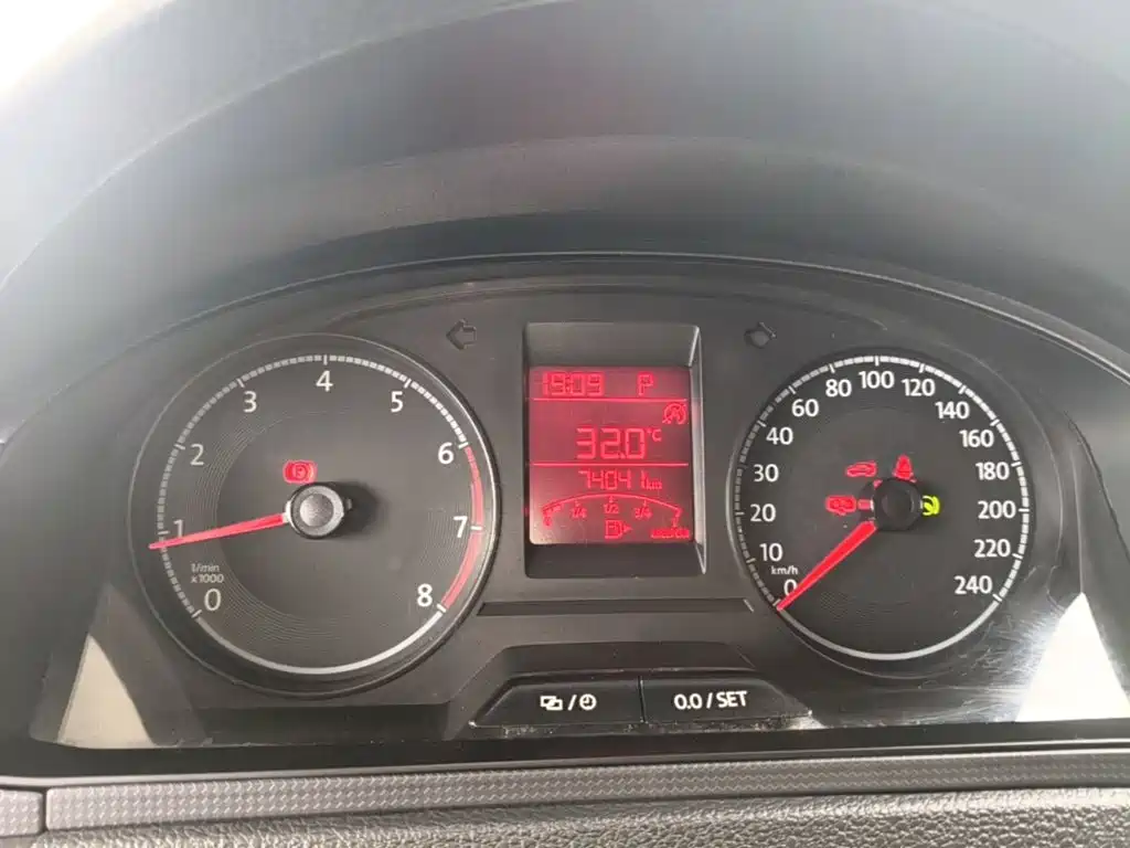 Volkswagen Santana — миниатюра 12