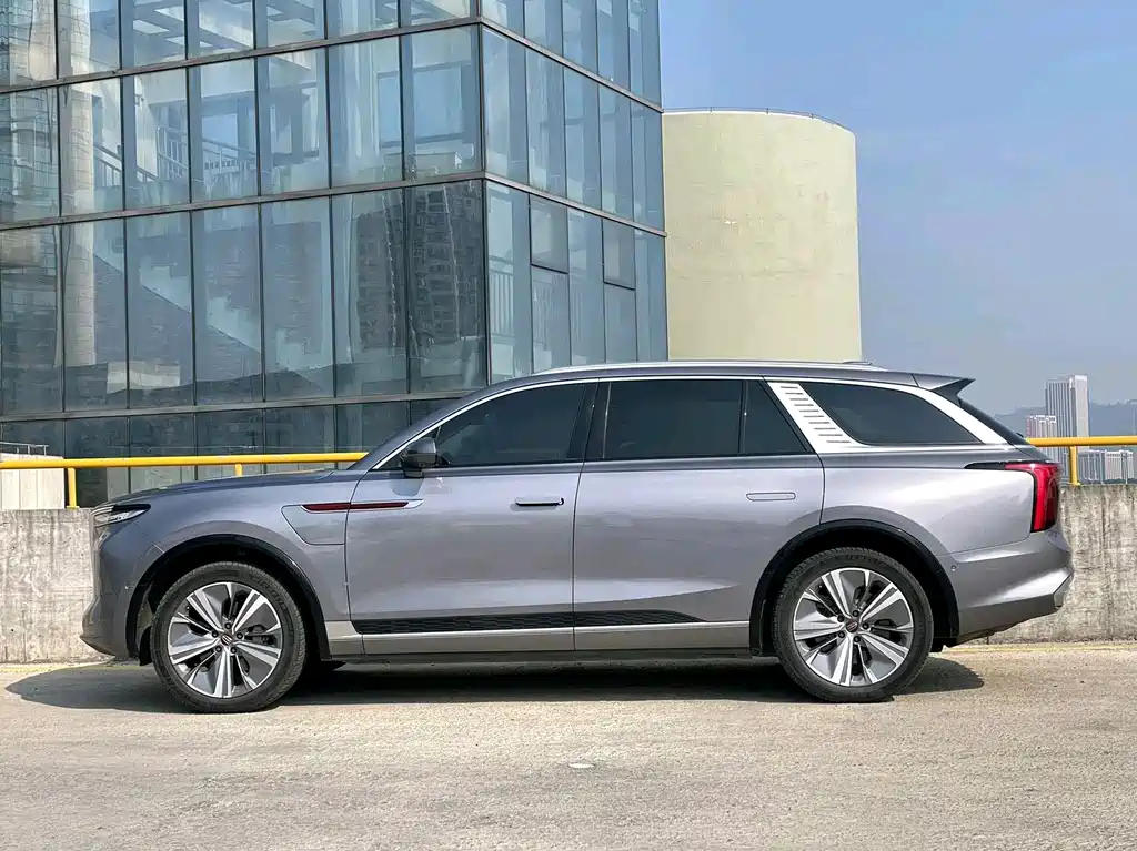 Hongqi Hongqi E-HS9 — миниатюра 12