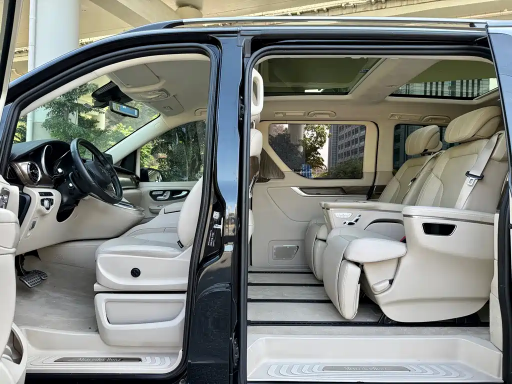 MERCEDES-BENZ V CLASS