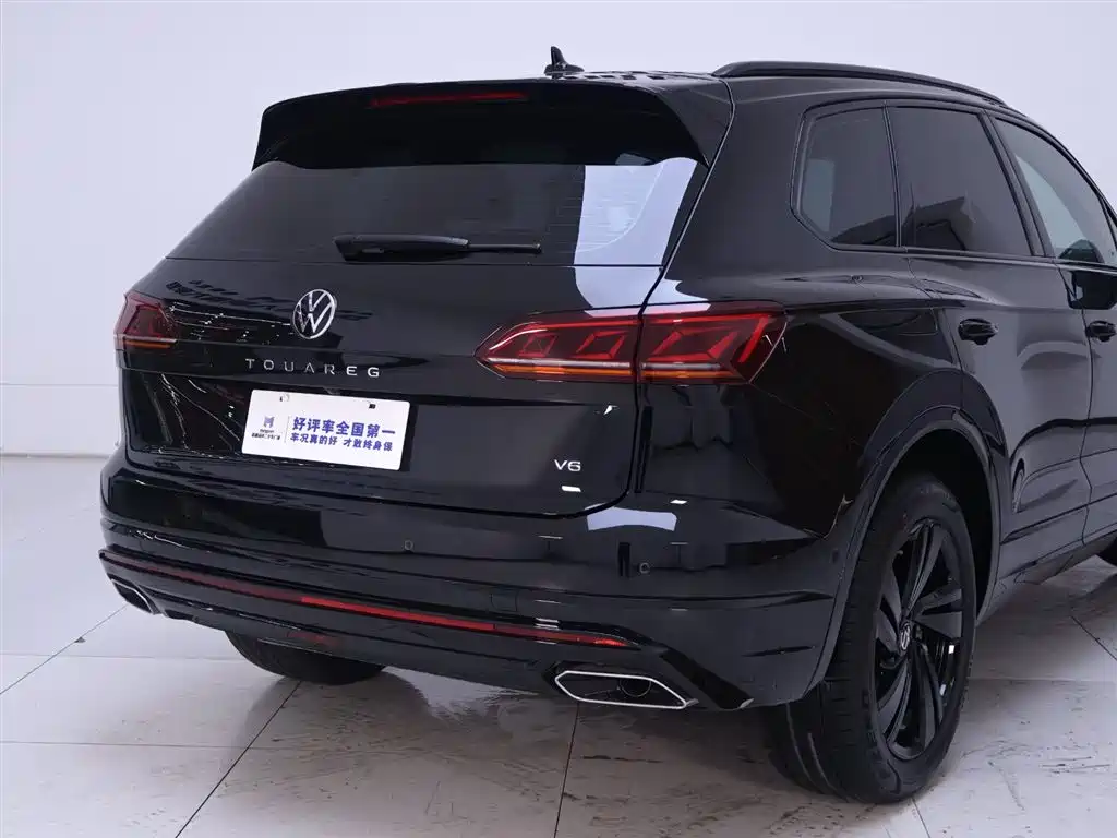 Volkswagen Touareg 2023 3.0TSI Sport
