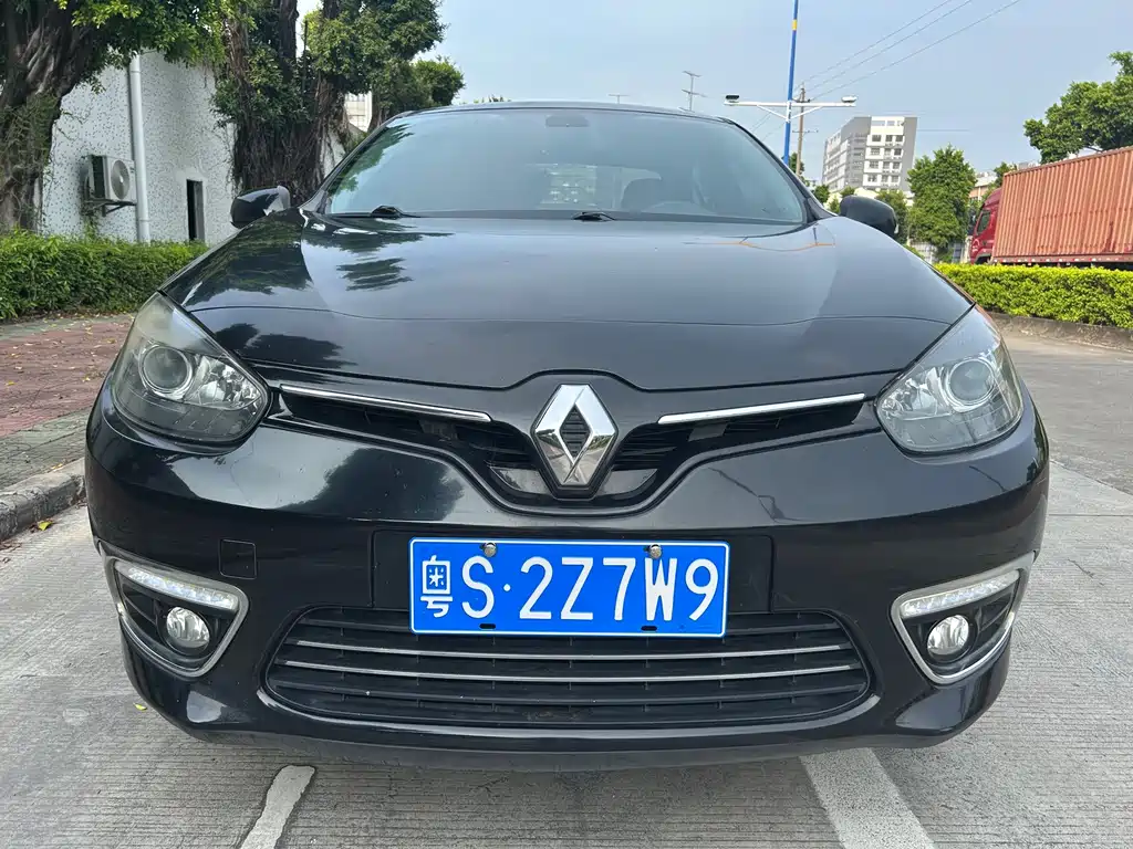 Renault Fluence — миниатюра 2