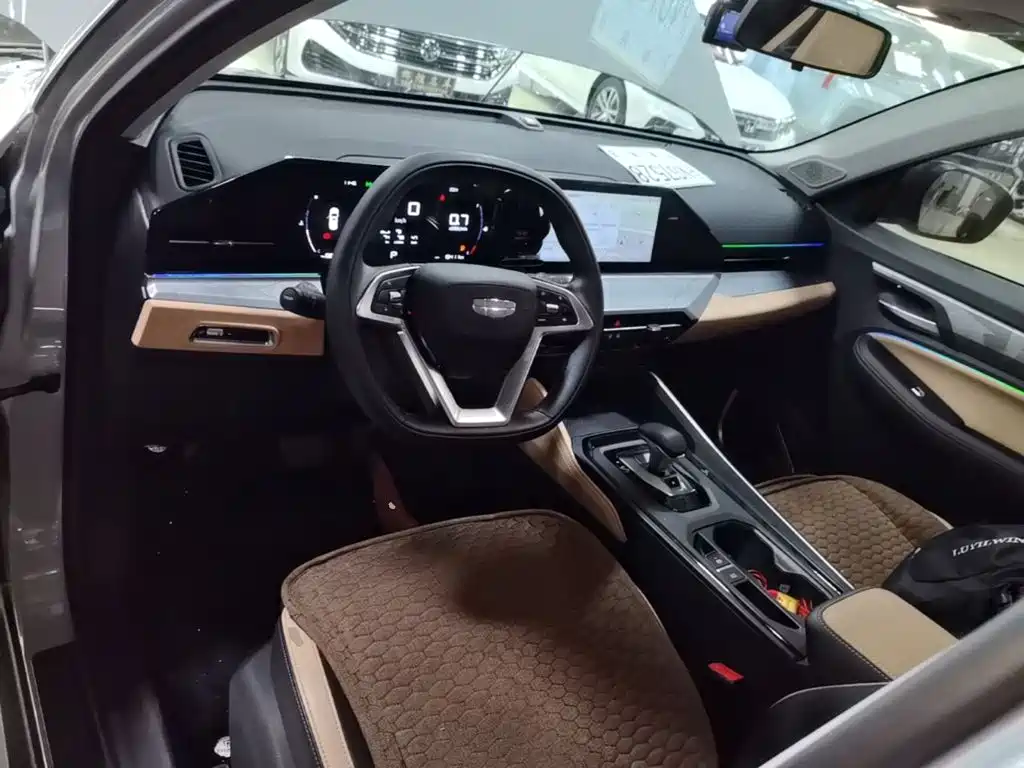 Geely Haoyue PRO — миниатюра 10