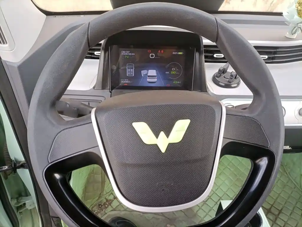 Wuling MINIEV — миниатюра 3