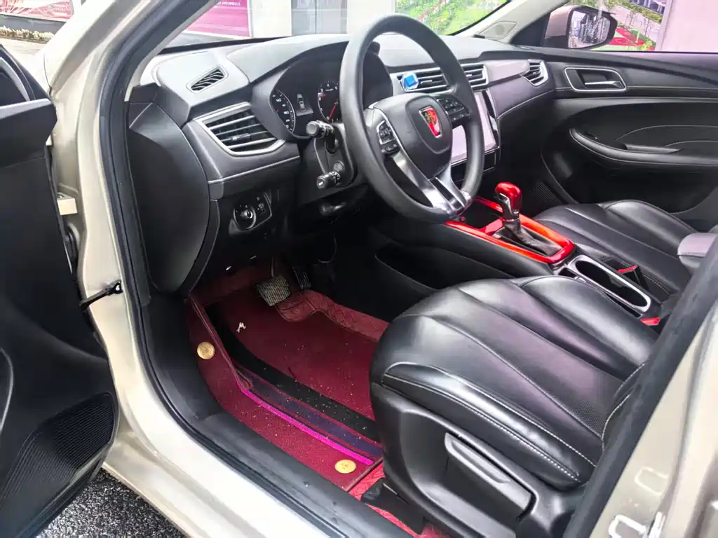 Roewe i5 2019 1.5L AT 4G
