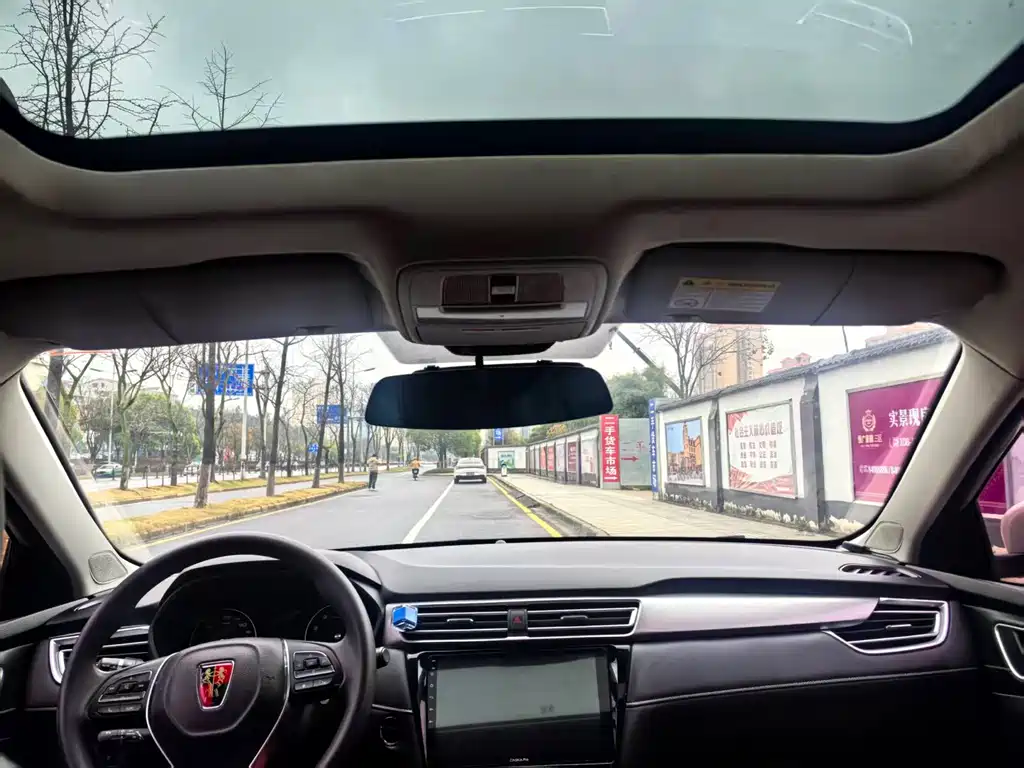 Roewe i5 2019 1.5L AT 4G