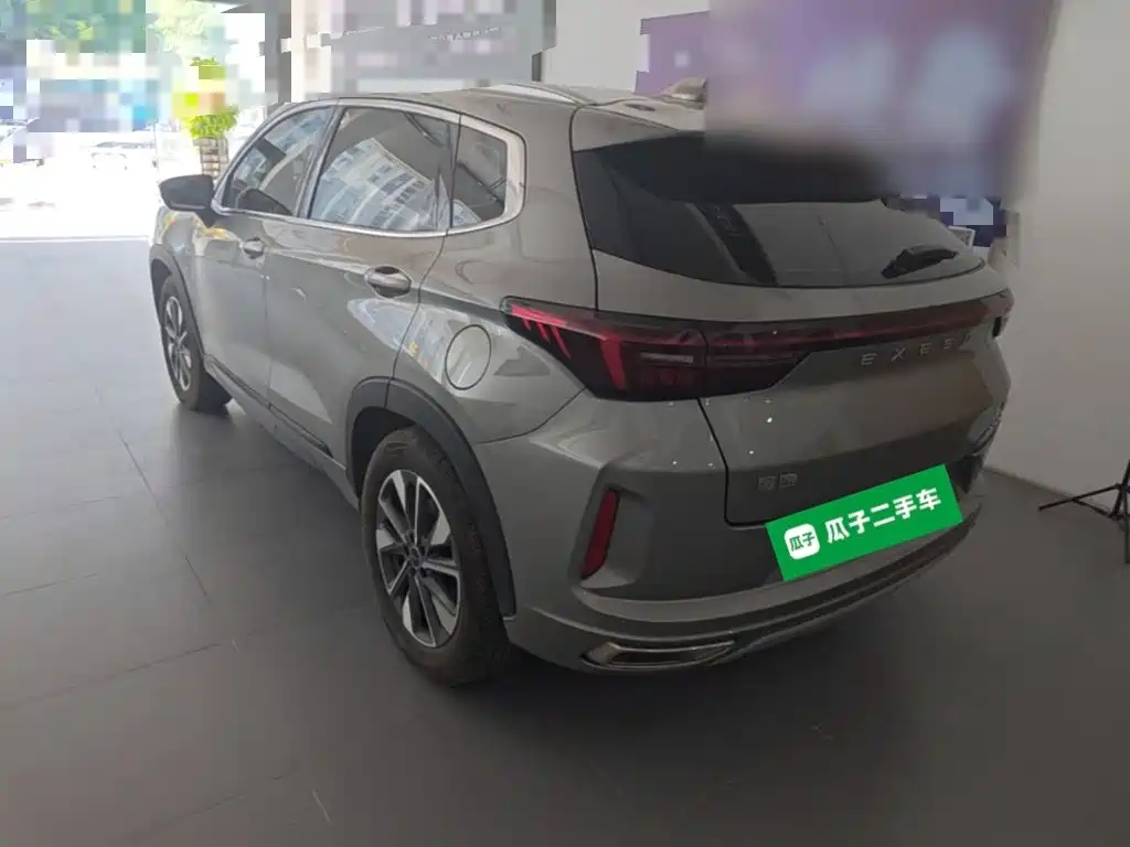 Exeed Zhaofeng — миниатюра 5