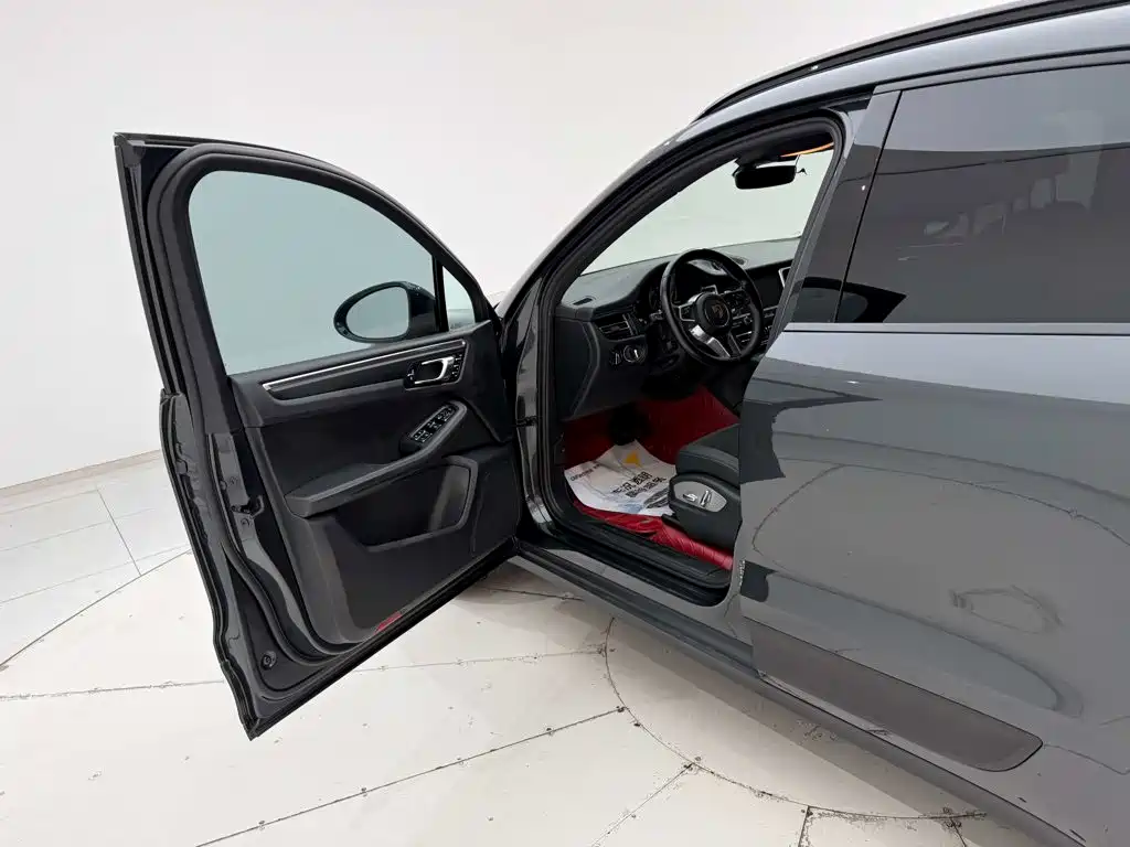 Porsche Macan — миниатюра 25