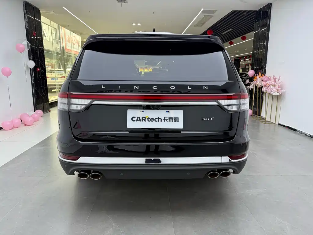 Lincoln Aviator — миниатюра 4