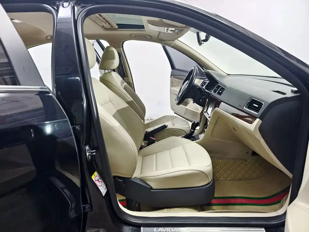 Volkswagen Lavida — миниатюра 14
