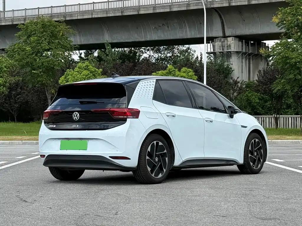 Volkswagen ID.3 — миниатюра 6