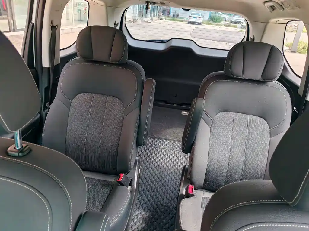 GAC Motor Trumpchi M6 — миниатюра 8