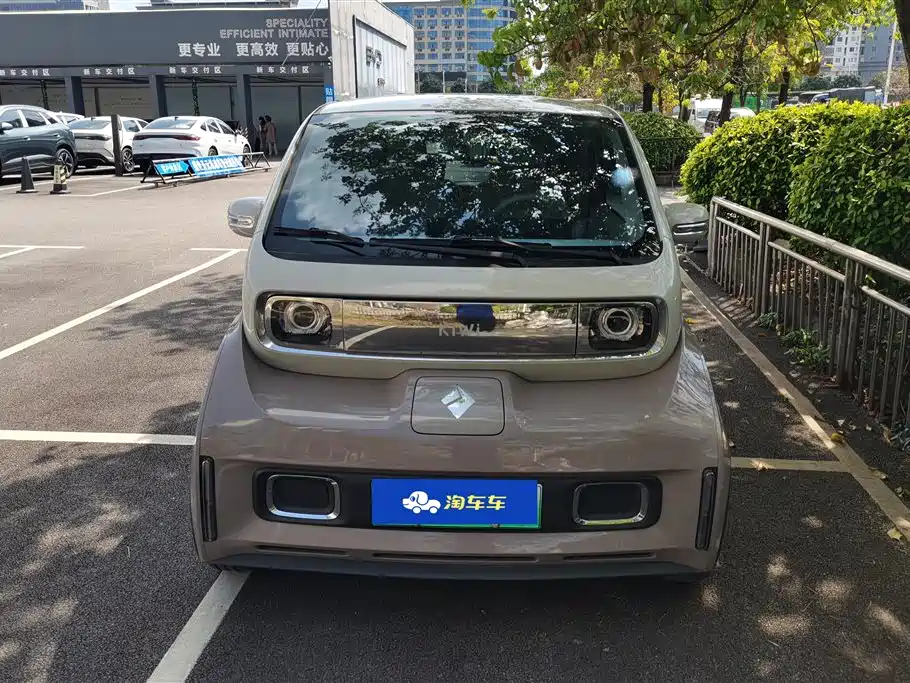 BAOJUN KIWI EV