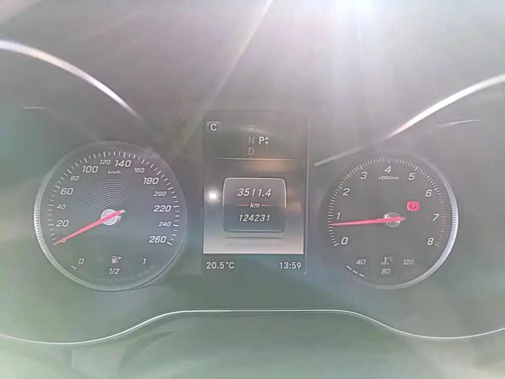 Mercedes-Benz C-Class — миниатюра 12