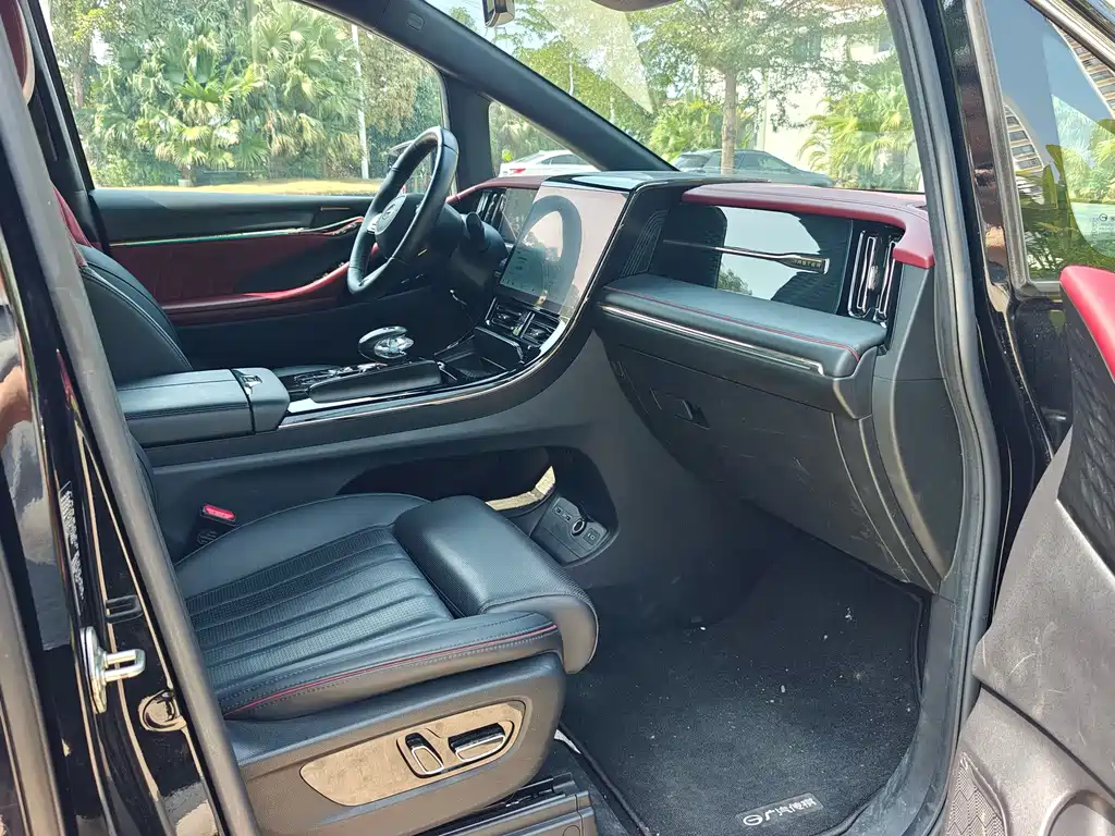 GAC Motor Trumpchi M8 — миниатюра 10