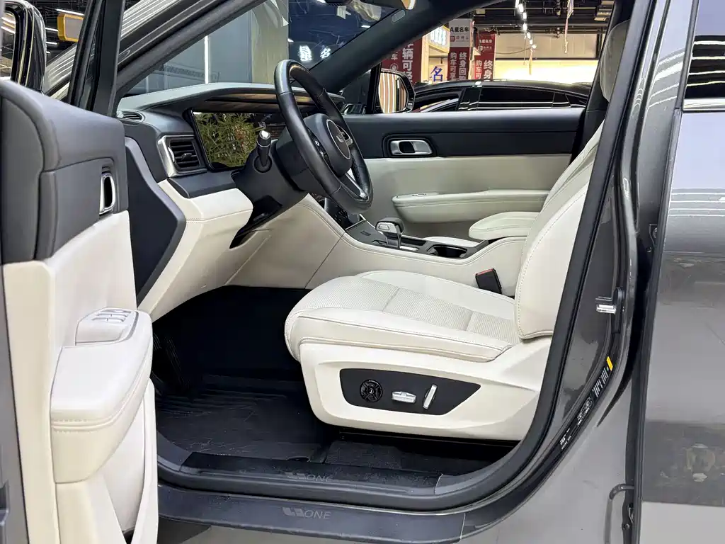 Li Auto Li ONE — миниатюра 4