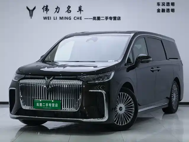 VOYAH LANTU DREAMER 2024