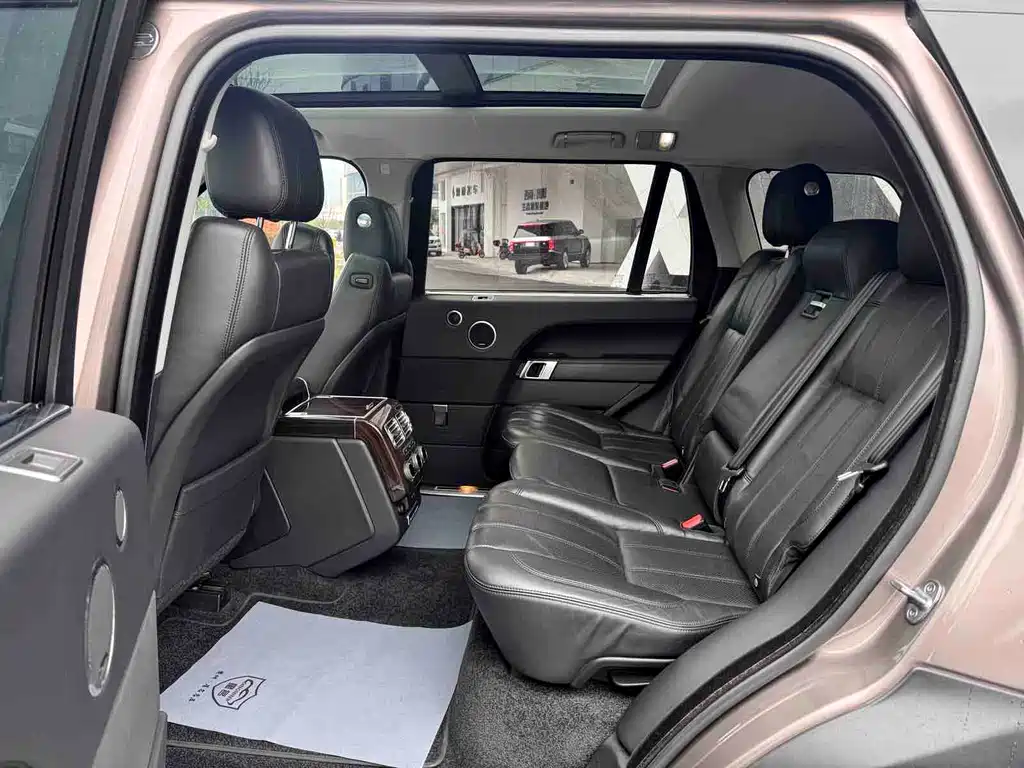 Land Rover Range Rover 2016 3.0 SC V6 Vogue Long Wheelbase