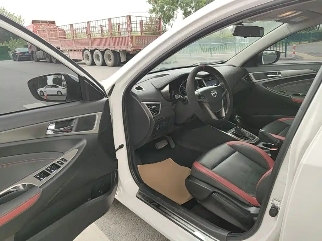 Changan Eado XT — миниатюра 16