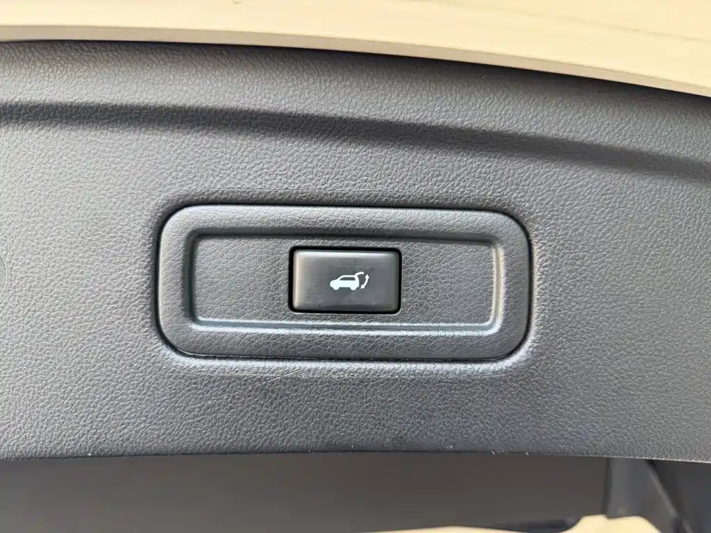 Infiniti FX — миниатюра 12