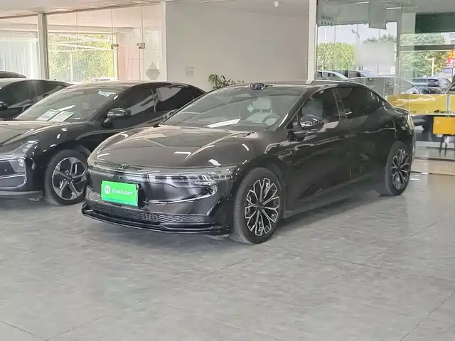 2024 Zeekr 007
