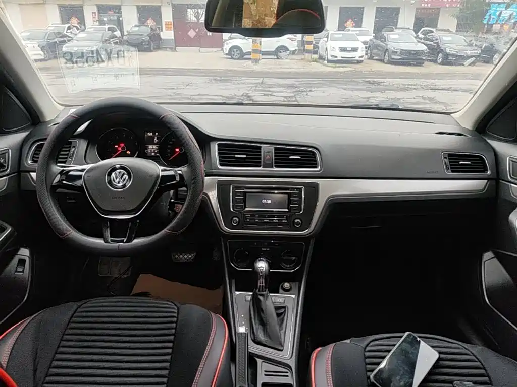 Volkswagen Lavida — миниатюра 10