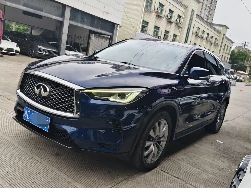 Купить Infiniti QX50