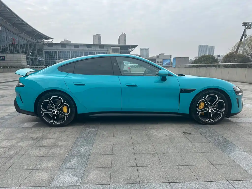 XIAOMI CAR XIAOMI SU7