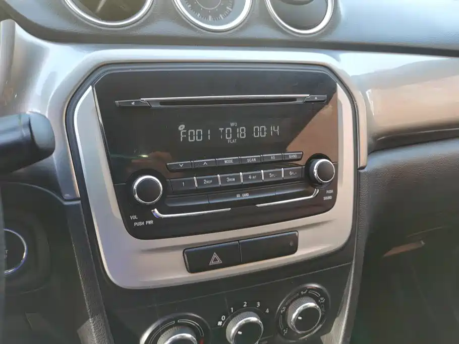 Suzuki Vitara — миниатюра 13