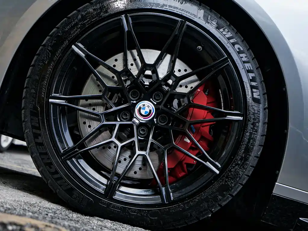 BMW M4 — миниатюра 14