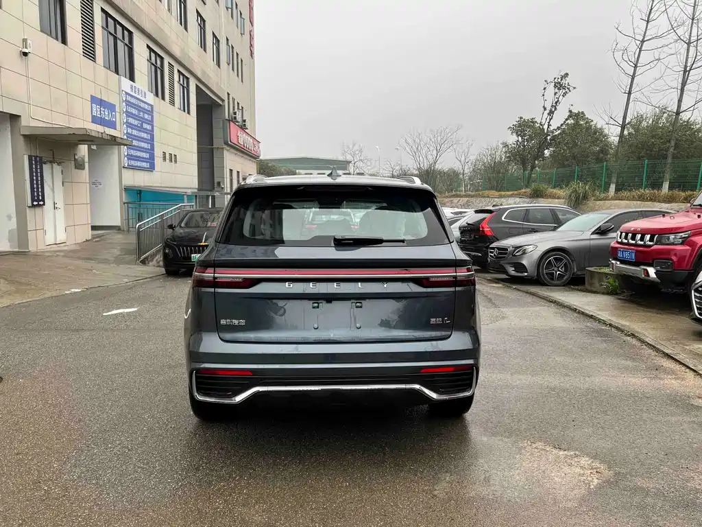 Geely Monjaro L 2024 2.0TD DCT EVO