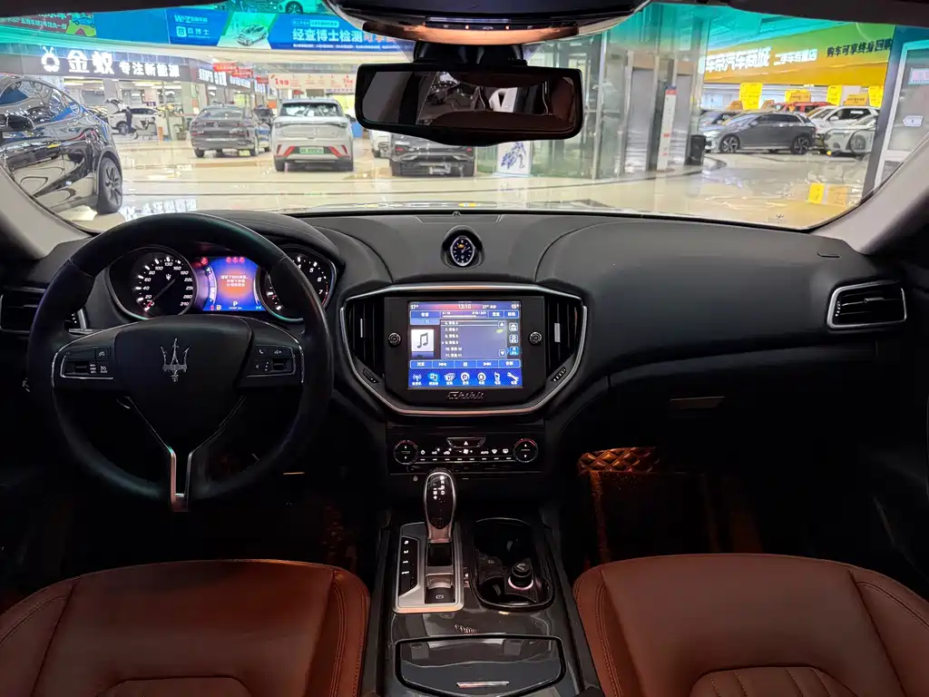 Maserati Ghibli — миниатюра 9