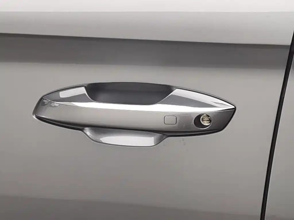 BYD PLUS New Energy — миниатюра 18