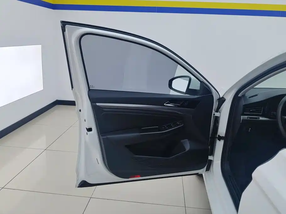 Volkswagen Bora — миниатюра 7