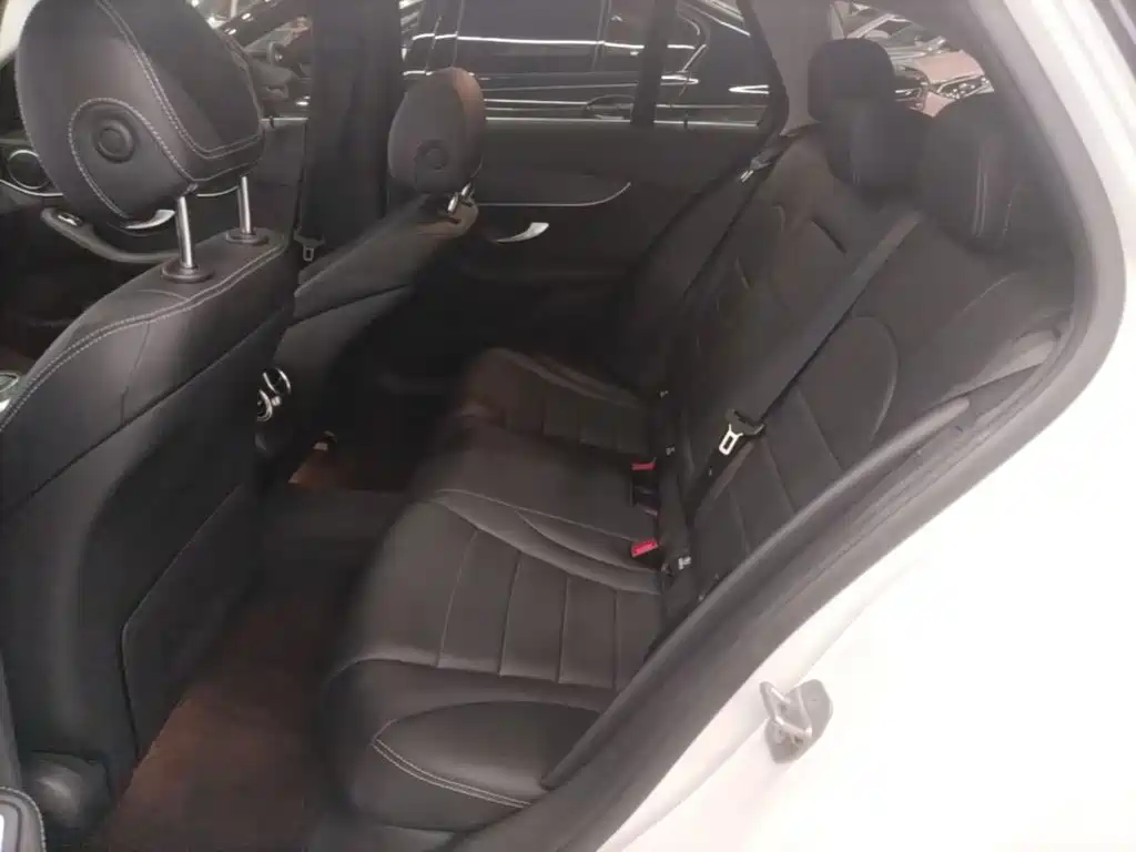 Mercedes-Benz C-Class (Import) — миниатюра 17