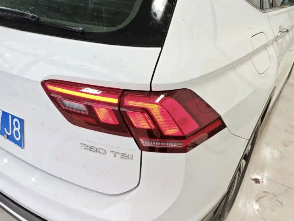 Volkswagen Tiguan L — миниатюра 7