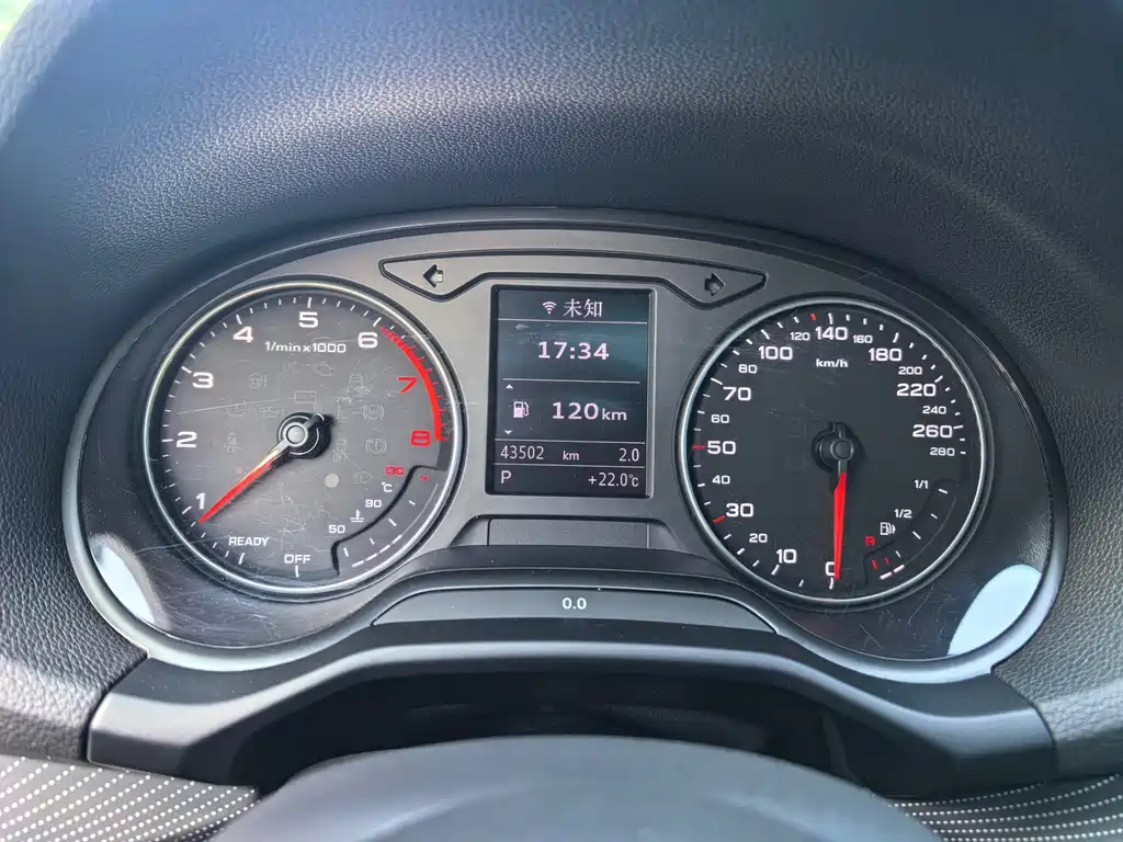 Audi Q2L — миниатюра 15