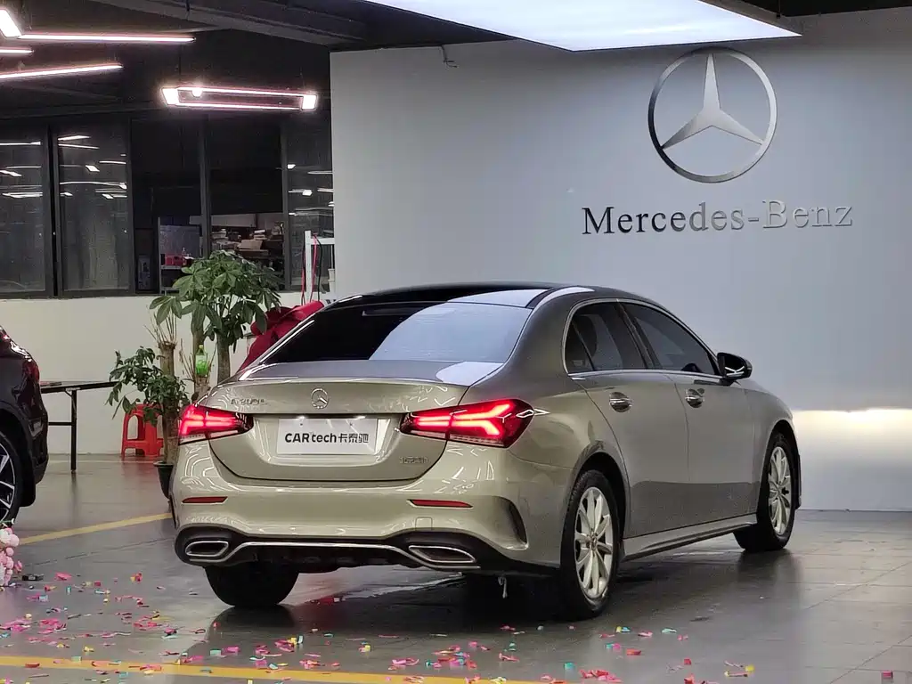 Mercedes-Benz A-Class A 2021 A 200 L Sport Fashion