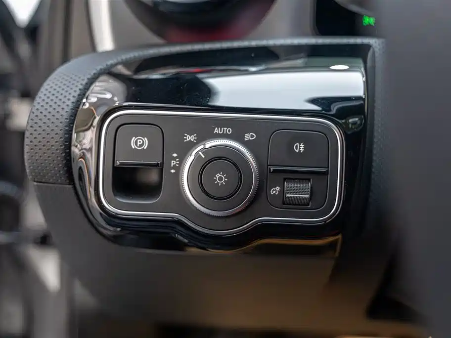 MERCEDES-BENZ A CLASS AMG